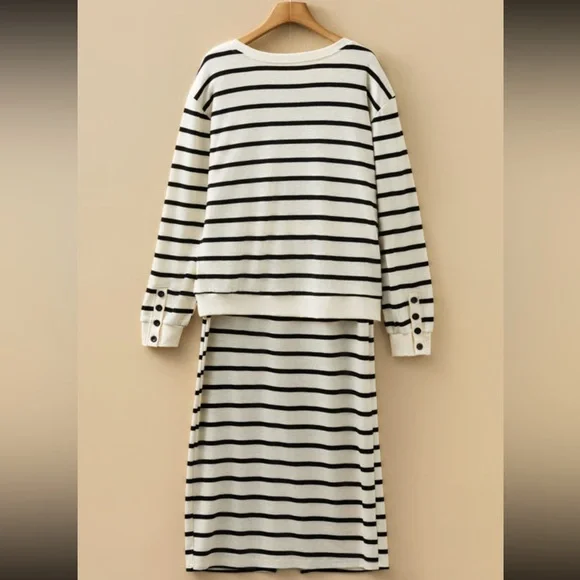 1068. Striped long sleeve & midi skirt set black cream - Picture 2 of 2